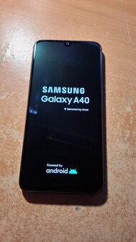Samsung galaxy A40 - 3