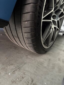 Michelin pilot sport 4S 285/30 R20 - 3