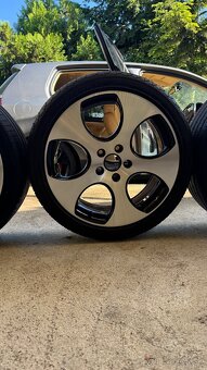 ORIGINÁLNE DISKY Z ĽAHKÝCH LIATIN GOLF GTI 245/45/18 4x18" - 3
