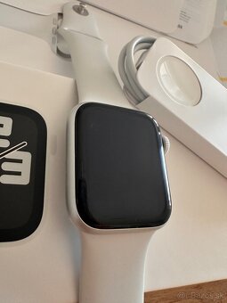 Apple watch SE 2. Generácia 40mm - 3