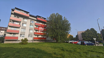Na prenájom 2 izbový byt Pezinok, balkón, výťah - 3