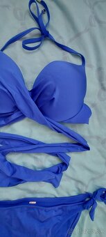 Modré bikiny - 3