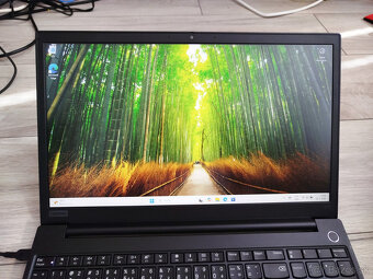 notebook Lenovo E15 - 15.6", i5-10210u, 16GB, 512GB SSD, W1 - 3