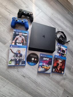 Predám PS4 slim 500 GB - 3