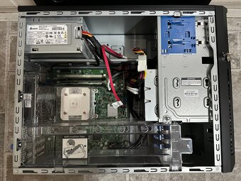 HPE ProLiant ML30 Gen9 Server - 3