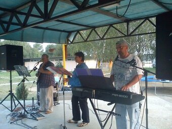 Živa hudba,aj sám zabávač - 3