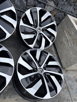 ✅ 5x112 r19 Montevideo arteon Passat b8 - 3