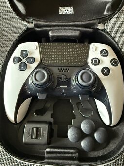 PlayStation 5 DualSense Edge™ Wireless Controller - 3