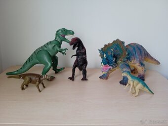 Dinosaury - 3