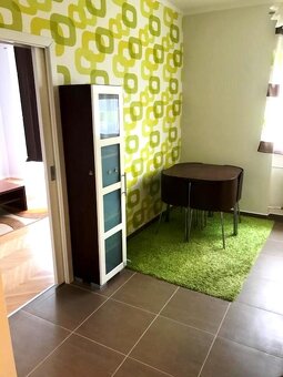 Dám do prenájmu pekný 3i byt ZV po komplet rekonštrukcii - 3