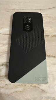 Motorola Defy 64gb - 3