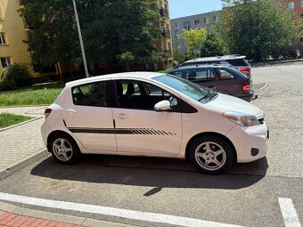 Toyota yaris 1.3 73kw 2013 - 3