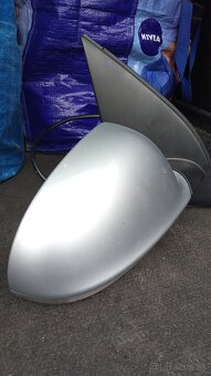 Pravé spätné zrkadlo Vw golf 5 . - 3