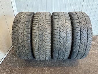 AUDI č. 17-Zimna sada 205/55 R16 - 3