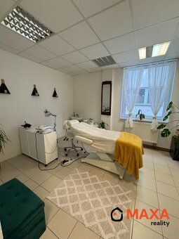 REZERVOVANÉ PRENÁJOM OBCHODNÉHO PRIESTORU, CENTRUM , SENIC - 3