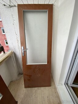 Darujem staršie dvere do bytu - 3
