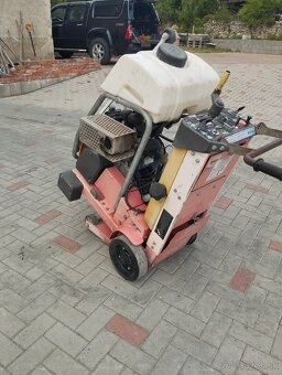 rezačka,cestna píla na  beton - 3