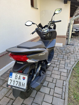 Honda pcx 125, model 2016 - 3