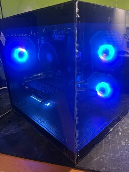 Herny pc : ryzen 5 3600x , 16gb ram , gtx 1660s , 500gb ssd - 3