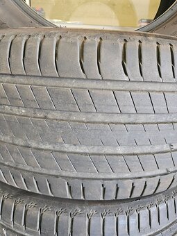 255x50R19 Michelin - 3