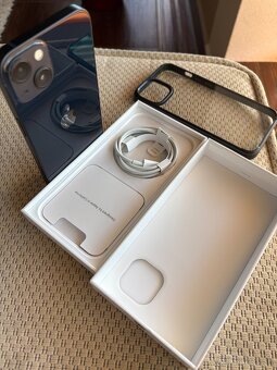 Apple iPhone 13 128GB Midnight - 3