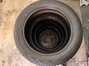 Zimne pneu nokian 215/55 R17 - 3