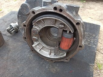 Desta destu dvhm náboj, portál... - 3