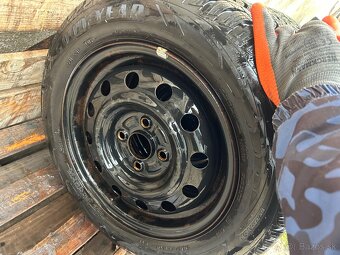 zimna sada GoodYear 165/70/14”-81T zima - 3