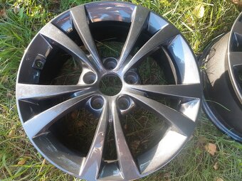 Predám original disky na alfa romeo 5x110 R16 7J ET41 - 3