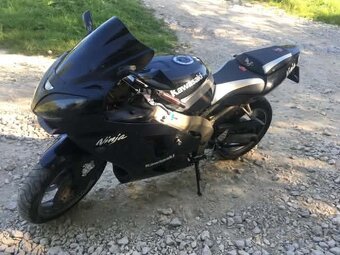 Kawasaki ninja 636 - 3