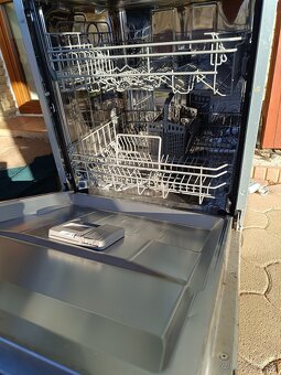 Umývačka riadu na predaj - 3