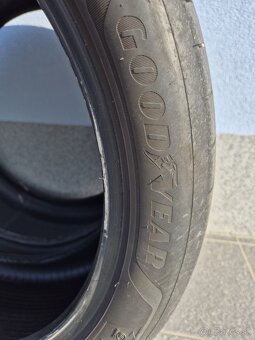 PNEU 235/40R19 GOOD YEAR letne - 3