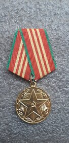 sovietske vyznamenania (odznaky) č.1. - 3