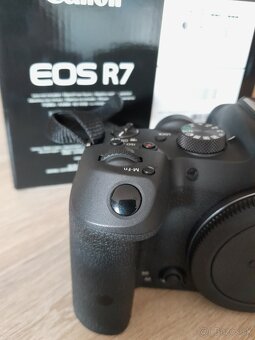 Canon R7 + 2 x objektív Sigma - 3