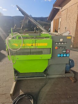 Rozmetacia píla mebor VR800 - 3