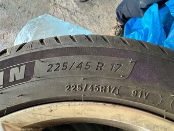 Volkswagen original disky a pneumatiky Michelin Primacy 4 - 3