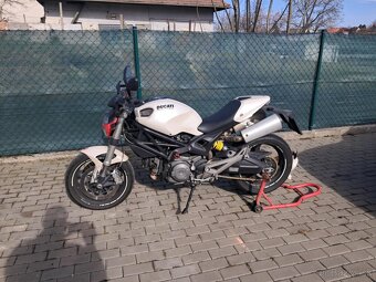 Predám ducati monster 696.r.v 2009 - 3