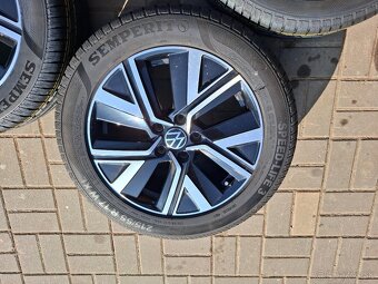 Predám kolesá disky+pneumatiky 215/55R17 98W 98W - 3