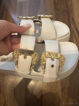 Versace jeans couture slapky - 3