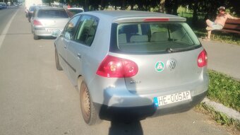 Predám VW golf 5 1.4 FSI - porucha motora - 3
