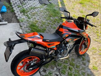 Predám KTM DUKE 890GP - 3