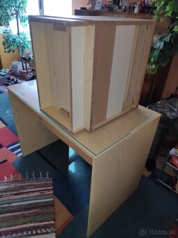 Predám nábytok, PVC rúru a garážovú bránu - 3