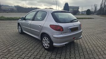 Peugeot 206 1.4 benzin - 3