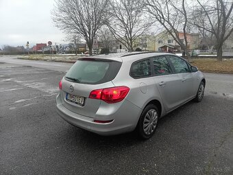 Opel Astra 1.7 CTDi 2012 - 3
