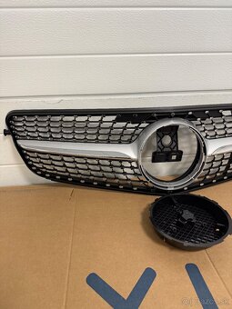 Predna diamant maska pre W204 - 3