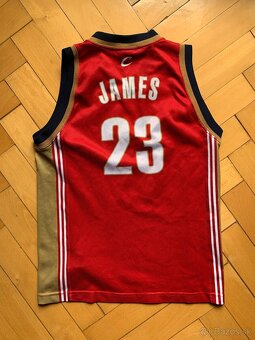 Champion Cleveland Lebron James Dres - 3