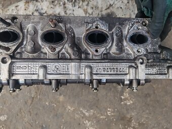 BMW E46 2.0D 110 KW hlava motora - 3