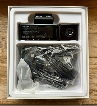 Predám kameru do auta AZDOME M550 Max 4K - 3