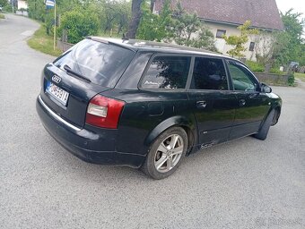 Predám Audi A4 b6 1.9 ,96kw automat - 3