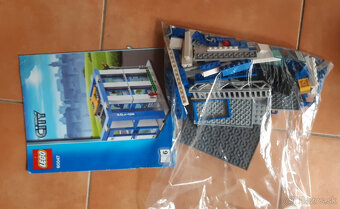 Lego City 60047 Policajná stanica. BEZ KRABICE. - 3
